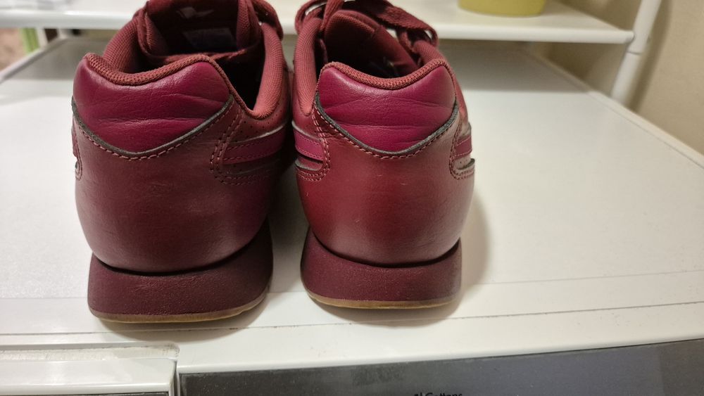 Маратонки унисекс REEBOK CLASSI бордоCS