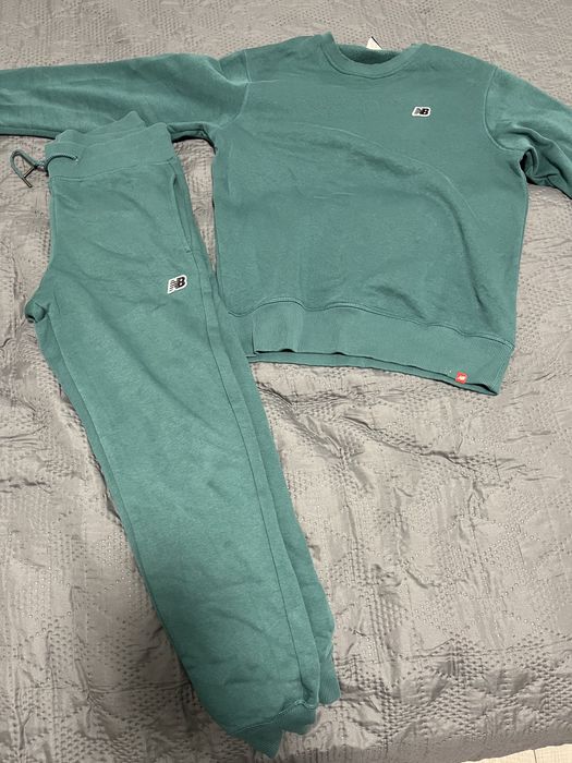 New balance комплект,анцуг, outlet, vintage, горнище, суичър, панталон