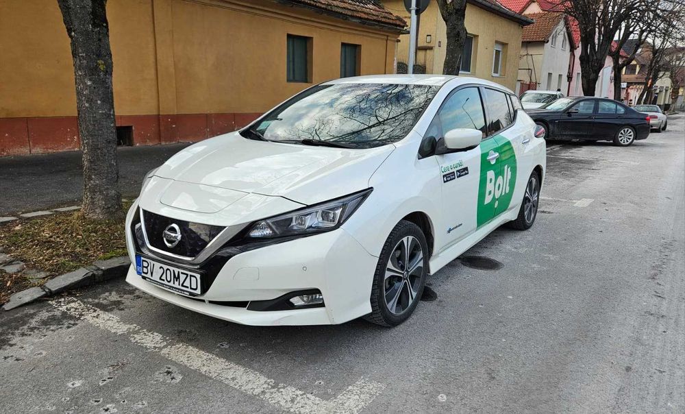 Nissan Leaf 2019, 40 kW, echipare Tekna, baterie schimbata, SOH 88%