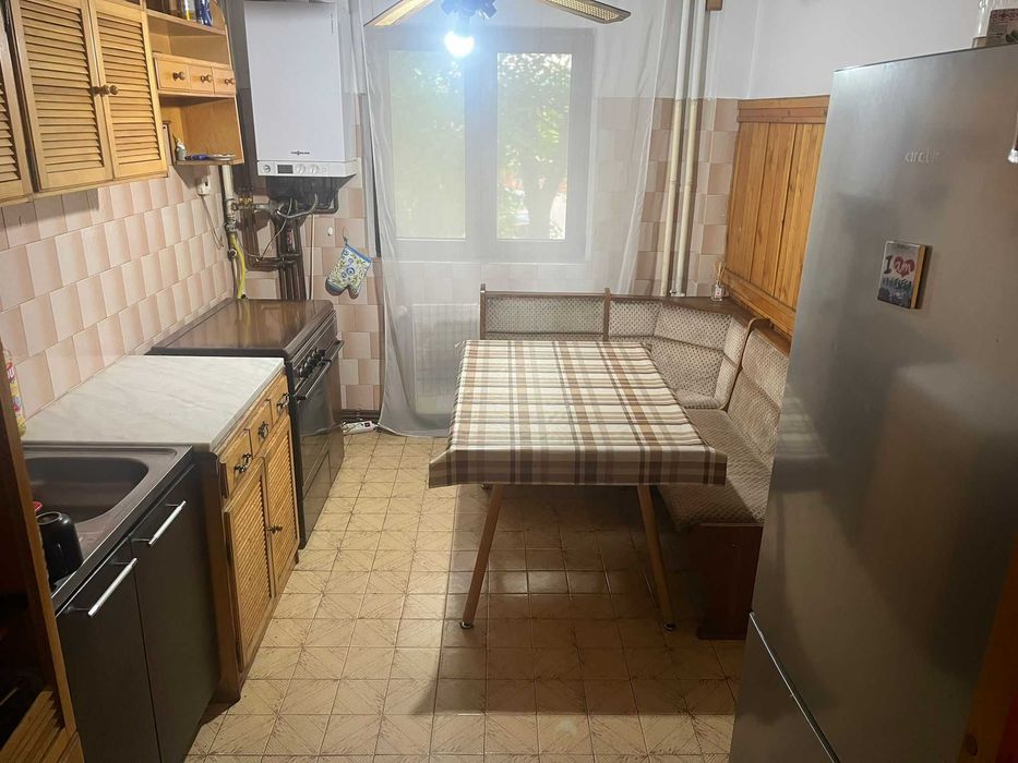 Apartament de inchiriat