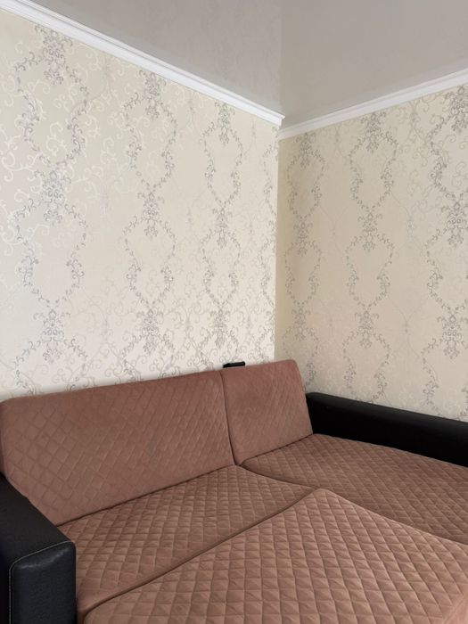 диван с тумба продам