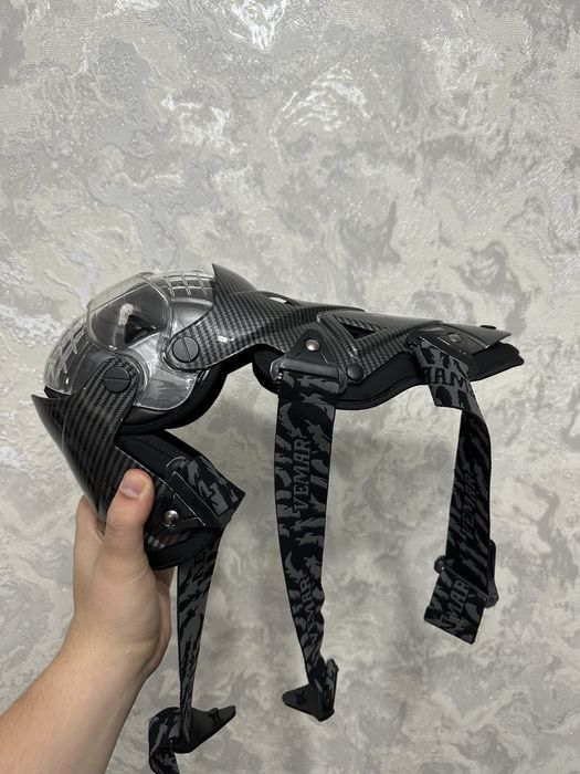 Продам экипировку (черепаха, наколенники)