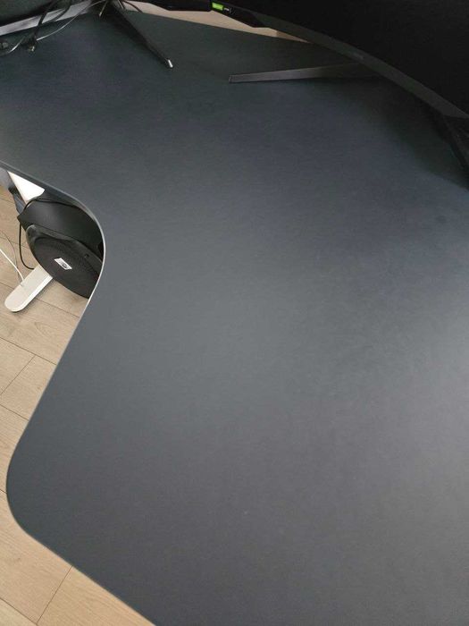 KIT Birou reglabil electric IKEA BEKANT + monitor Lenovo L27i