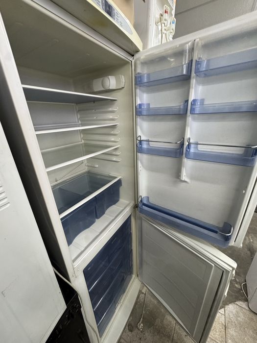 Хладилник beko.