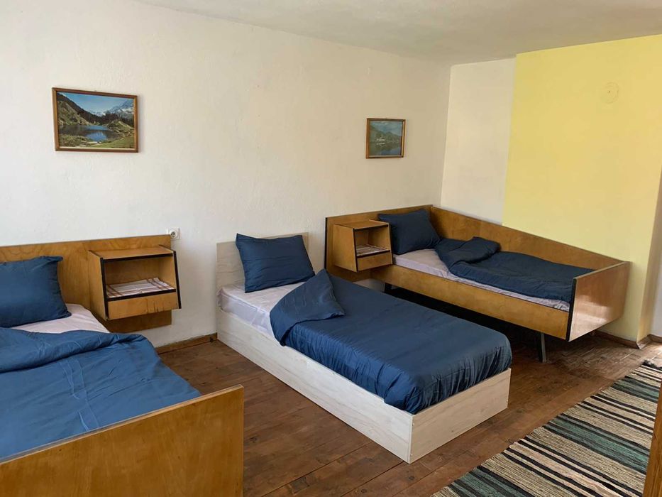 Дава се под наем Къща в Пирдоп - 180 кв.м за 510 € - Снимка #4