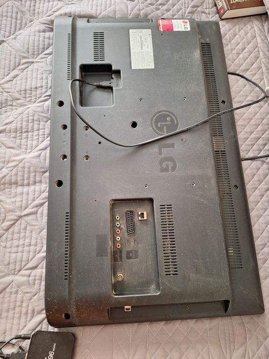 Срочно продам телевизор