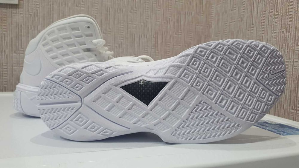 Чисто нови Nike Kobe 3 Protro “Halo” №43 – Оригинални  2025 модел