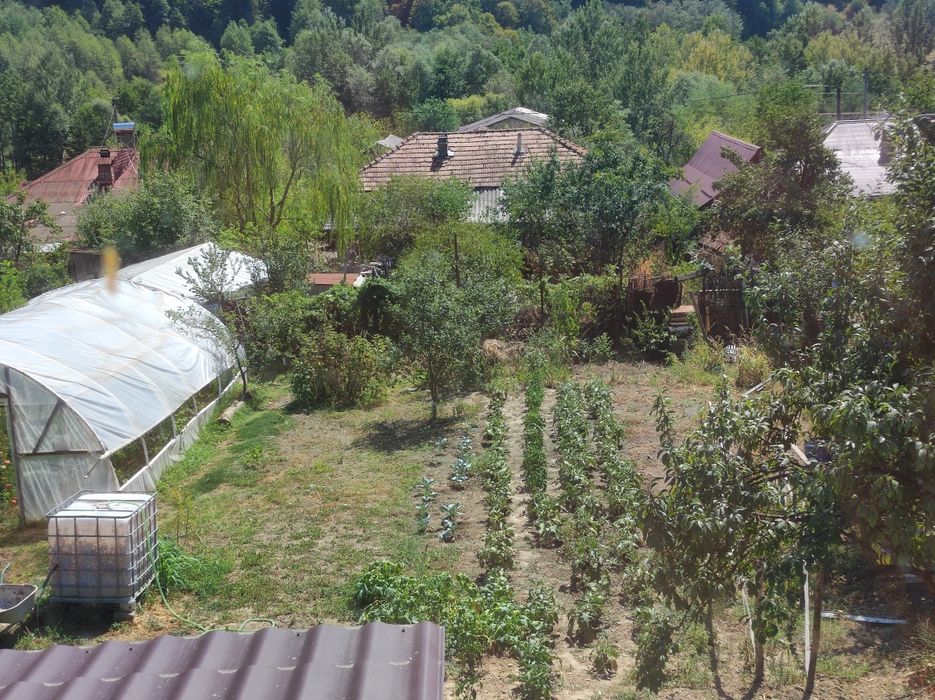 Casa de Vânzare  plus teren de 1080 m