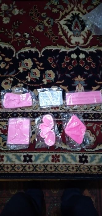 Хар хил турдаги силикон колиплар торт учун