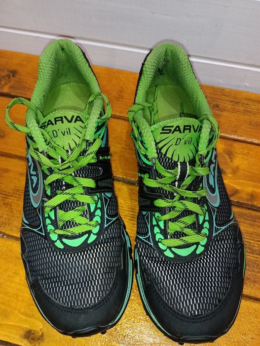 Sarva маратонки със шипове N40- 35 лв