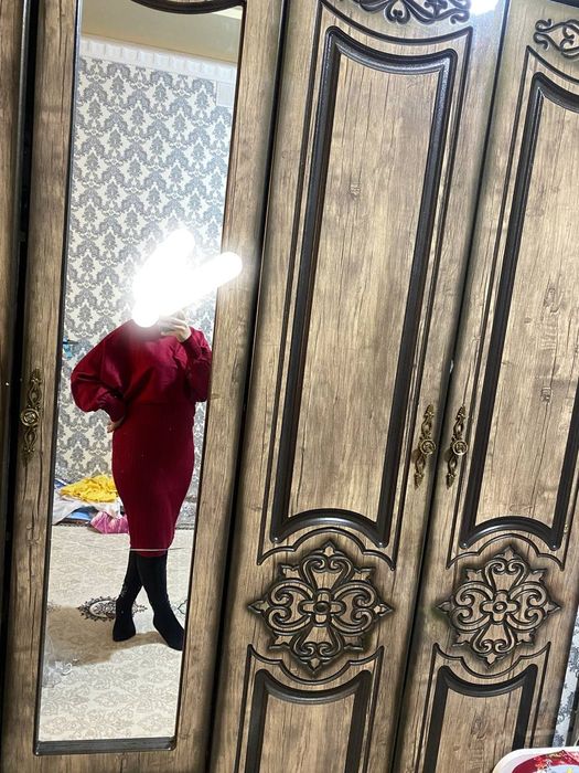 Ayollar liboslari va kelin sarpolari