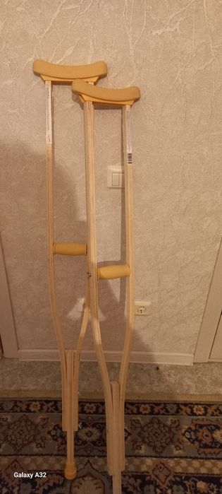КОСТЫЛИ медицинские