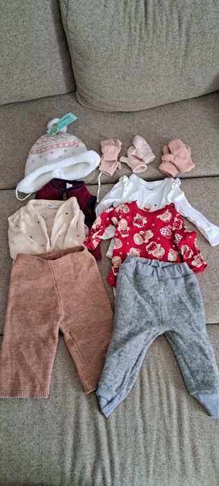 Lot fetite 74 pantaloni lana, body Craciun, cardigan, vesta, manusi