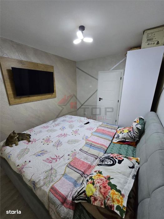 Etaj 2 - Lunca Cetatuii 4 camere decomandat cu 2 bai, bloc din ''97