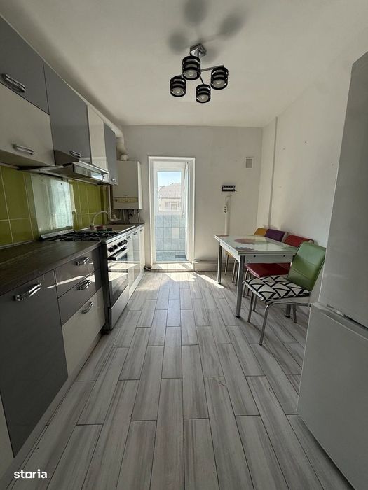 De vânzare apartament 2 camere 58 mp la cheie zona Radu Negru — fotografia 1