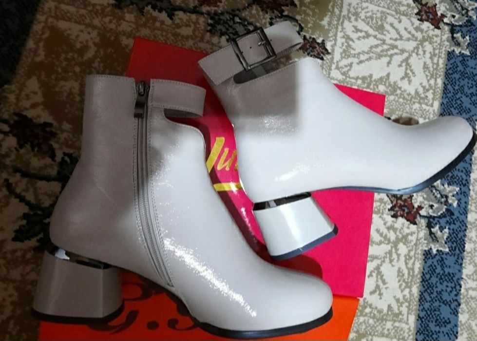 Продаются полусапожки 13000тенге