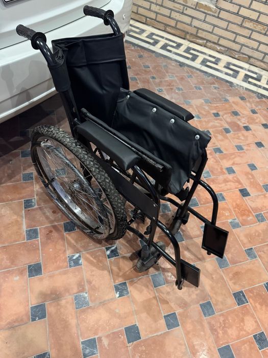 Инвалидная коляска