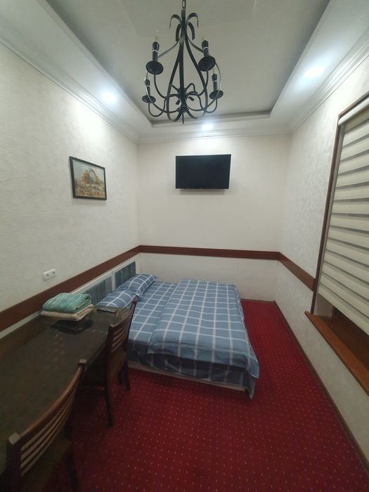 Kunlik ijara Hovli beriladi.5-maktab.Samarqand sh