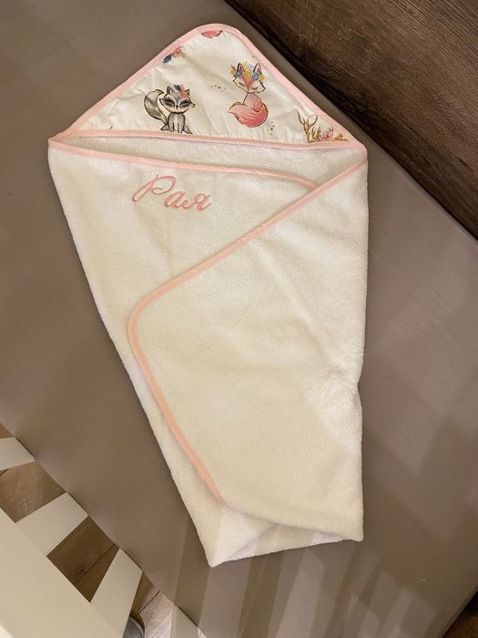 Кърпа за баня и памучна завивка с бродерия