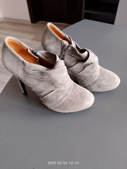 ZARA дамски боти