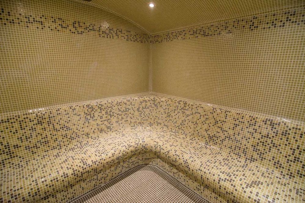 Две луксозни къщи за гости в курортен комплекс Минерални бани, обл. Хасково