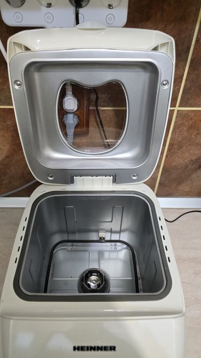 Masina de paine Heinner in Garantie