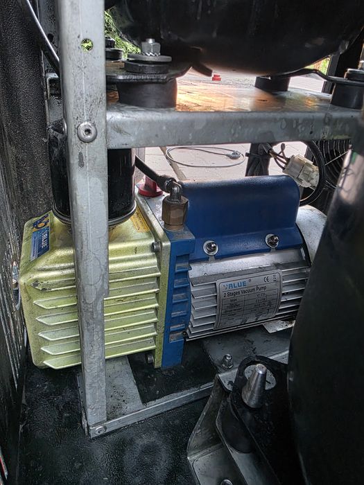 Statie de umplere sisteme A/C Texa Konfort 760R R134a automat