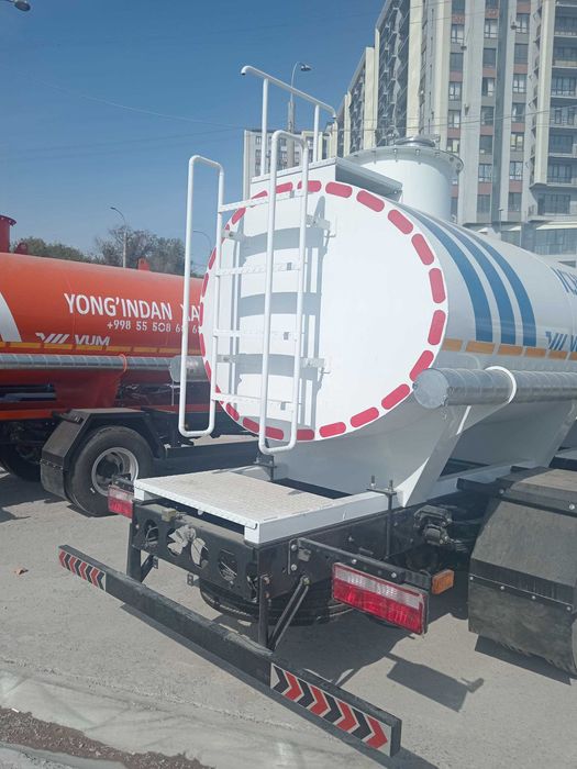 Водовоз питьевой 
воды FAW Tiger V 4x2
6м3