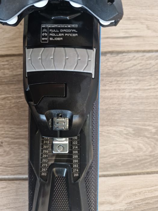 Set Fischer skiuri +clăpari +bețe