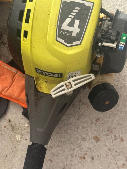 Motocoasa adusa din spania