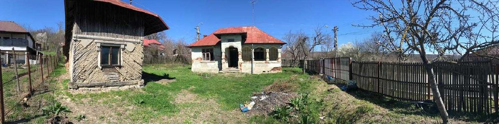 Casă bătrânească, situată în Boțârcani, oraș Topoloveni.