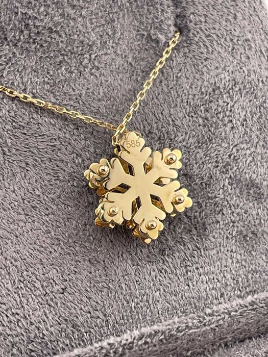Кулон "Снежинка"