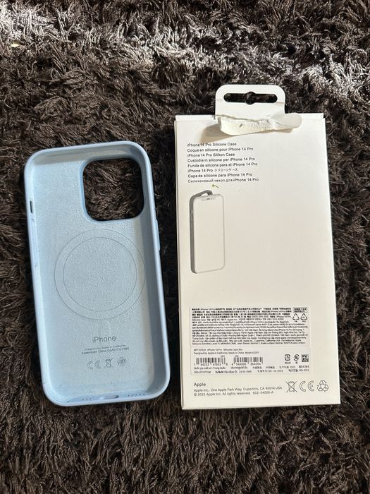 Husa Apple pentru iPhone 14 Pro (MagSafe)