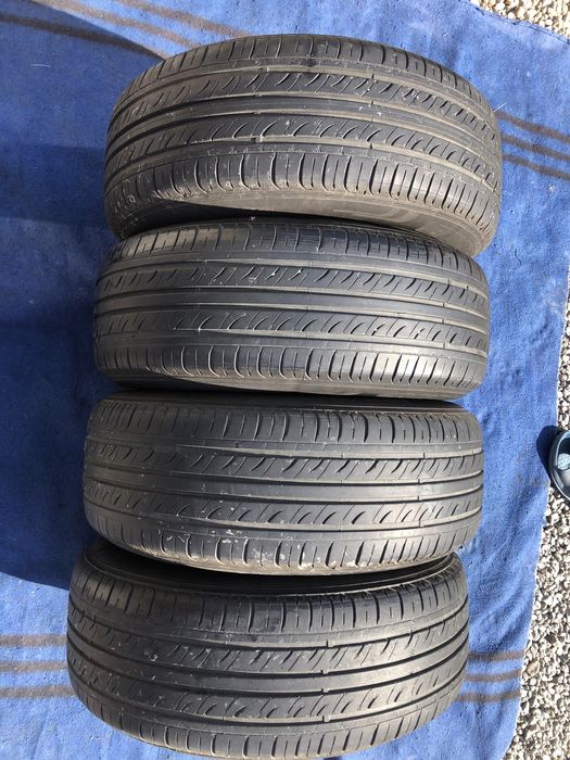 Продам срочно резину с дисками