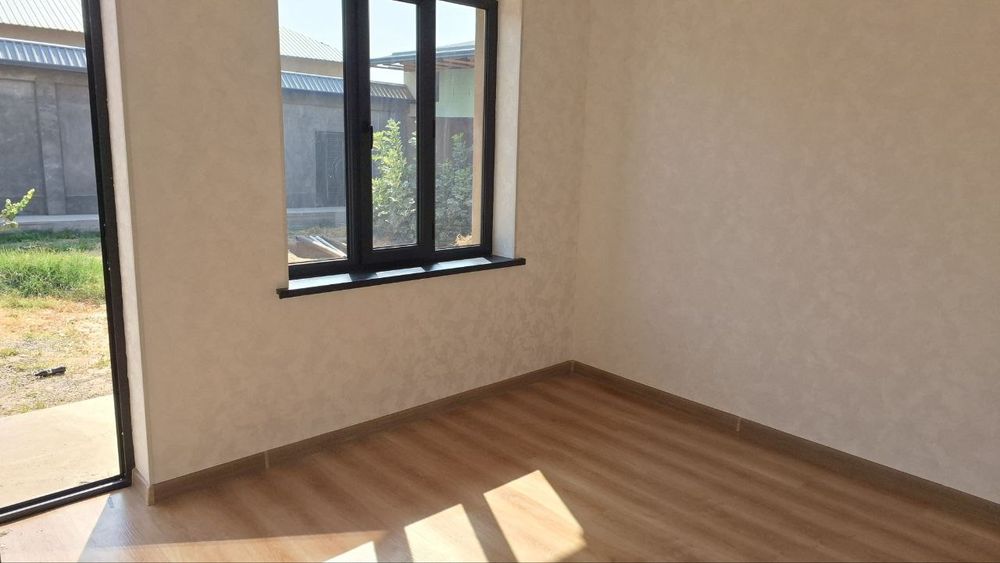 Hovli uy sotiladi 4. Sotux