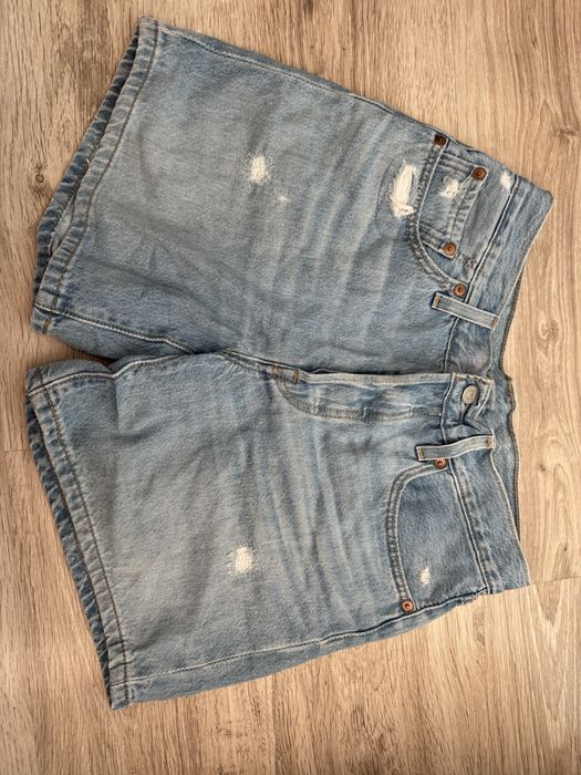 Дамски къси панталони Levis 501 и дънкова пола