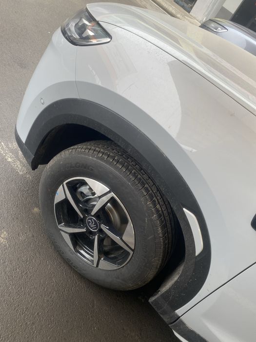 Yuan up smart full 401 km