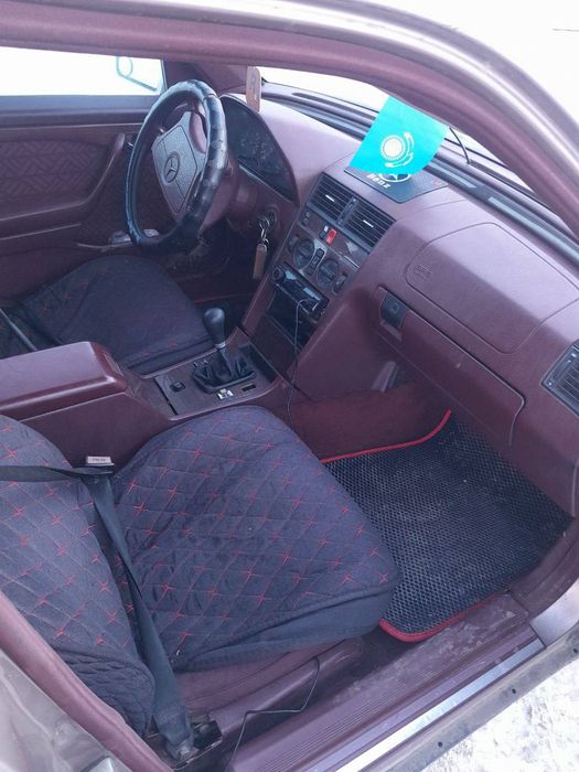 Продам mercedes 202