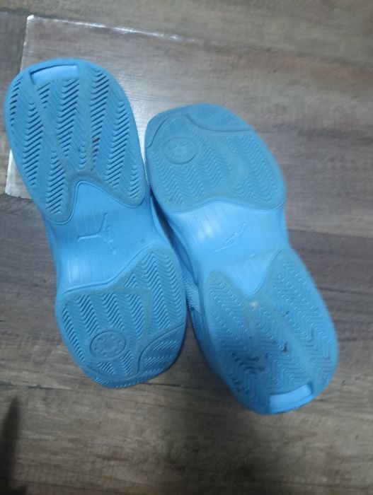 Adidași Nike Jordan