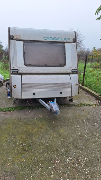 Vand Rulota CARAVELAIR pentru Piese De Schimb