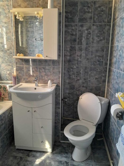Apartament 3 camere - Onesti