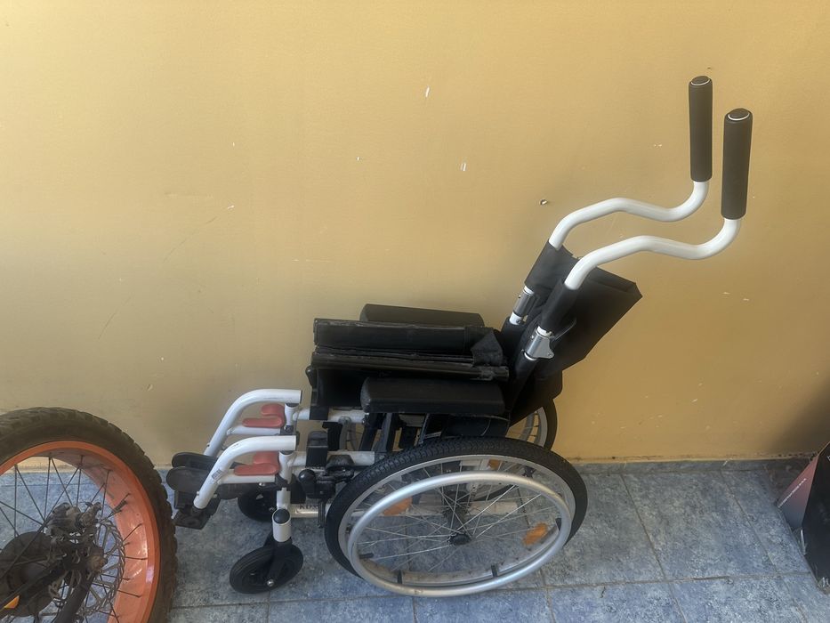 Коляска инвалидная детская