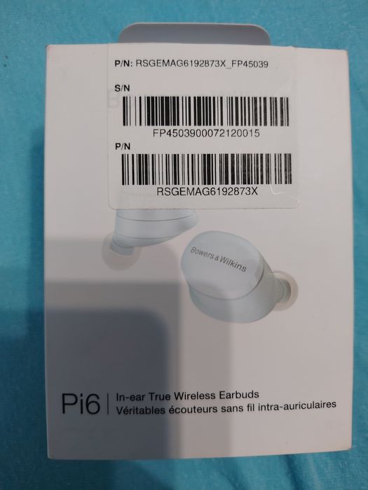 Casti in ear Bowers & Wilkins Pi6 ca noi