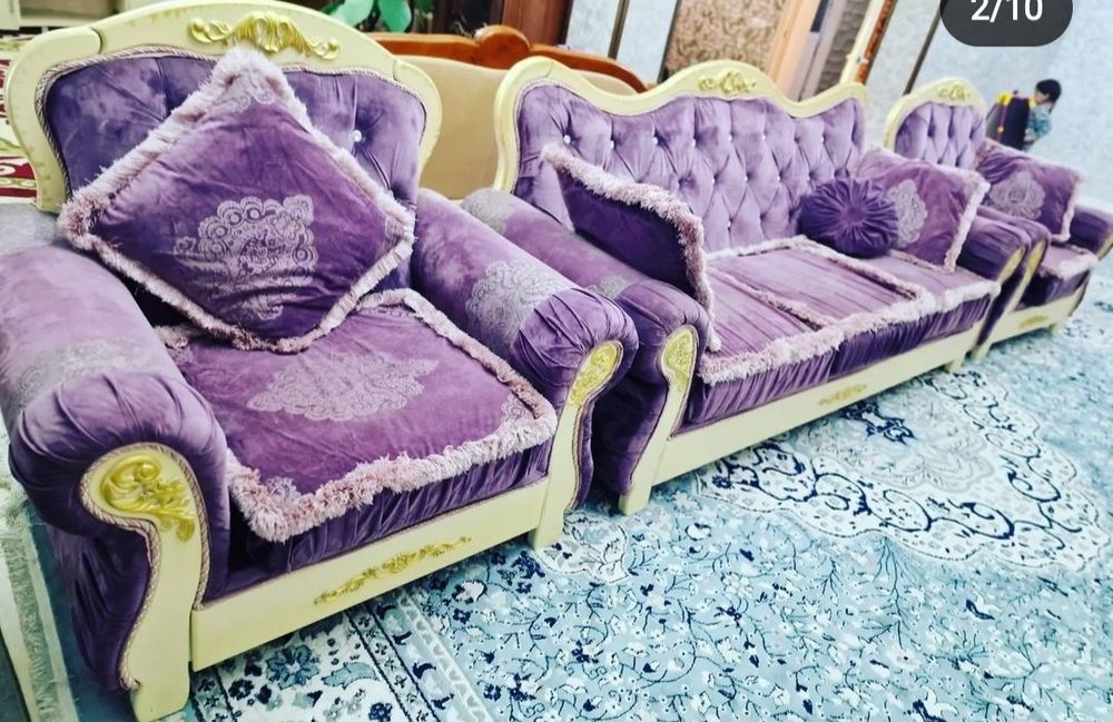 Мебель бу шкаф баскада заттар бар