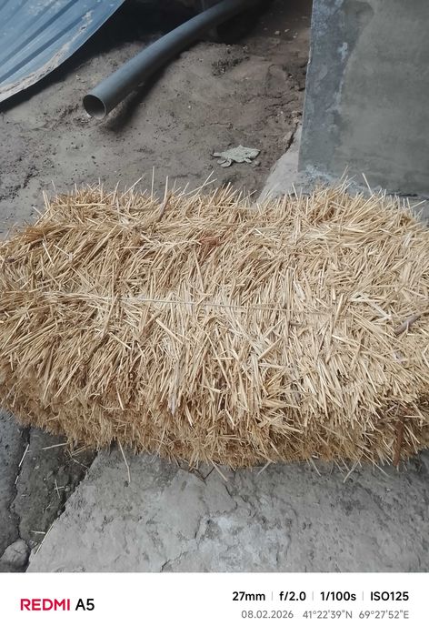 Сток сена примерно 20 штук