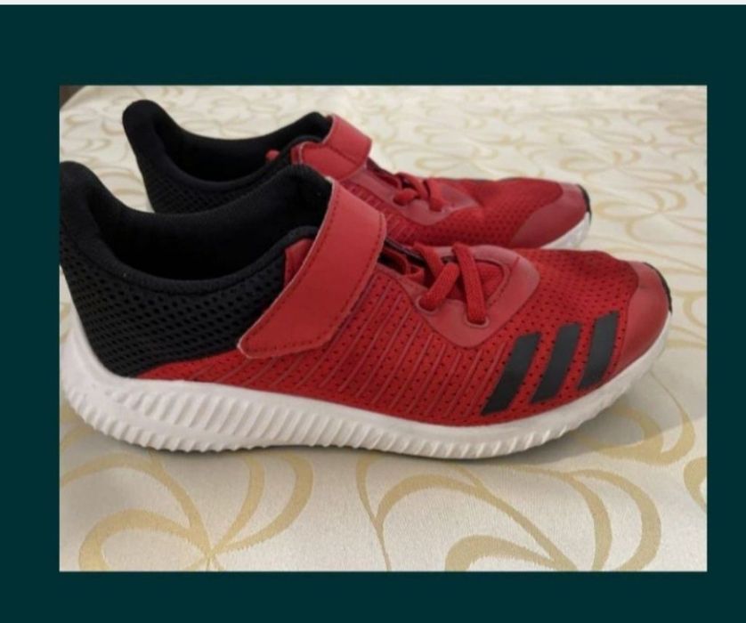 Adidași Adidas nr 36 si nr 34(rosu)