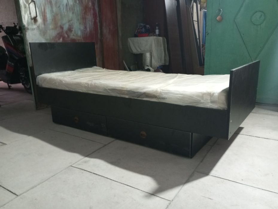 У нас карантия нет