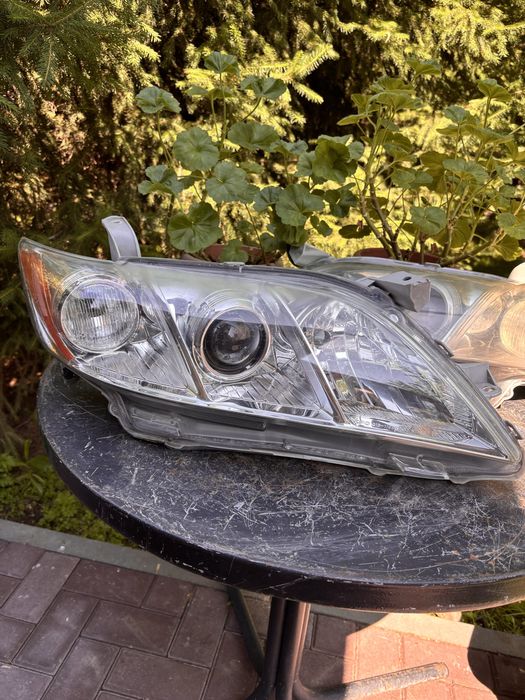 Фары на Camry 40
