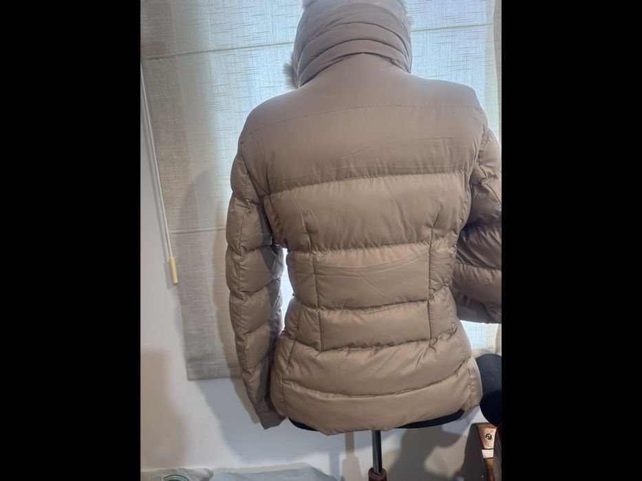 Зимно дамско яке ново без етикет Нова цена