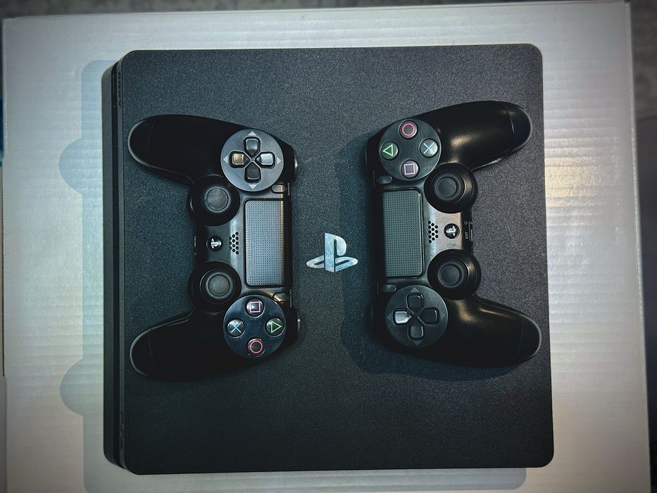PlayStation 4 Slim 1Tb